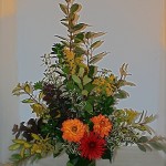 Euphorie automnale : élégant bouquet triangulaire.
